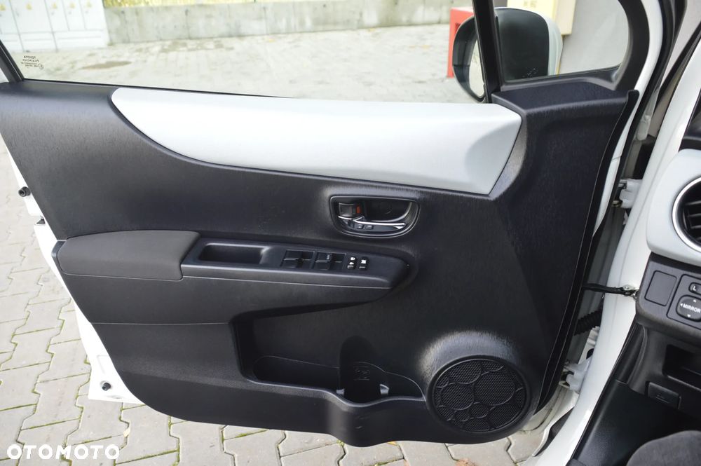 Toyota Yaris - 20