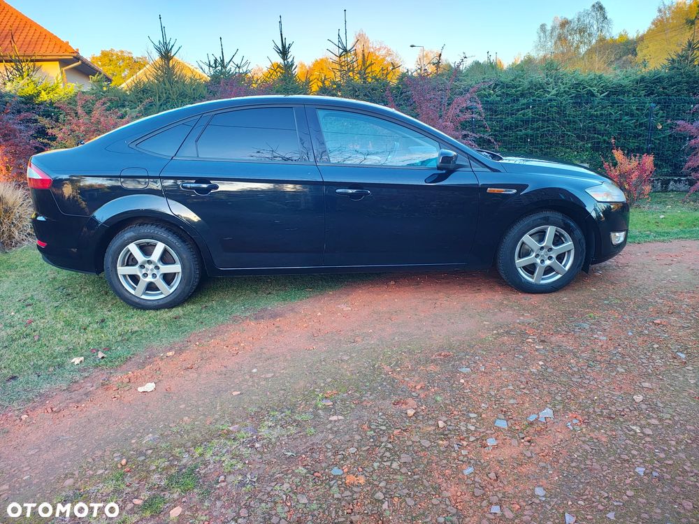 Ford Mondeo - 12