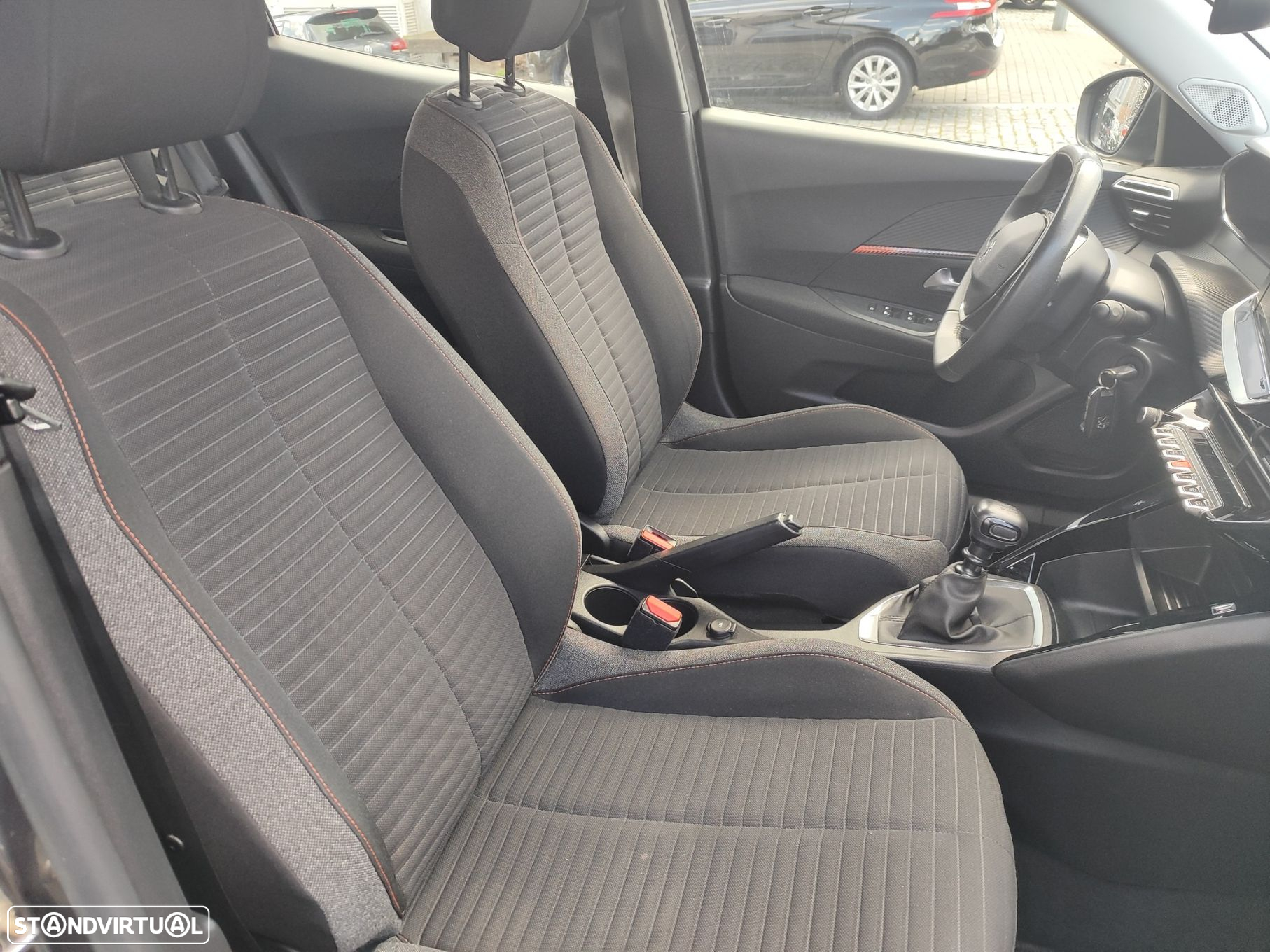 Peugeot 2008 1.2 PureTech Active - 10