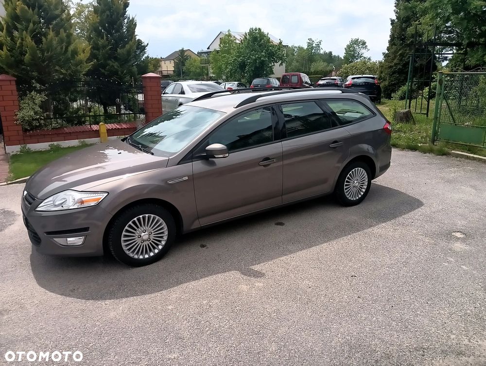 Ford Mondeo 1.6 Platinium X Plus (Trend) - 35