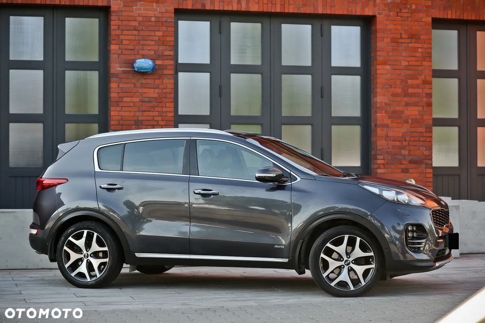 Kia Sportage 2,0 CRDI AWD GT Line - 3