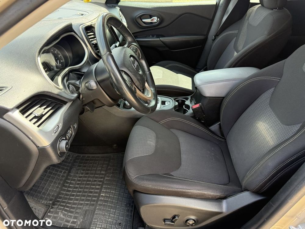 Jeep Cherokee 3.2 V6 Active Drive I Limited - 11