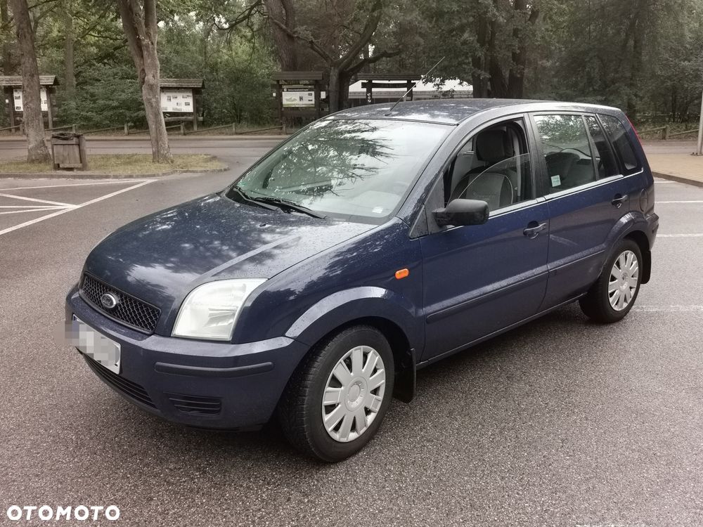 Ford Fusion - 1