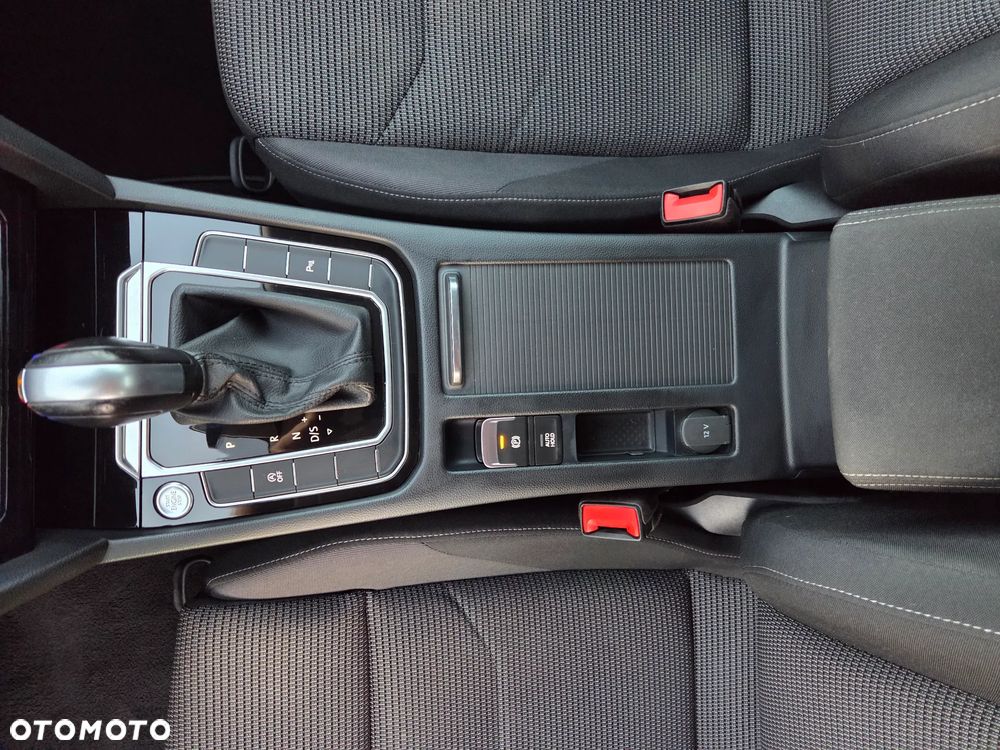 Volkswagen Arteon 2.0 TDI SCR Essence DSG - 27