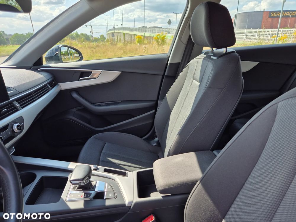 Audi A4 - 8