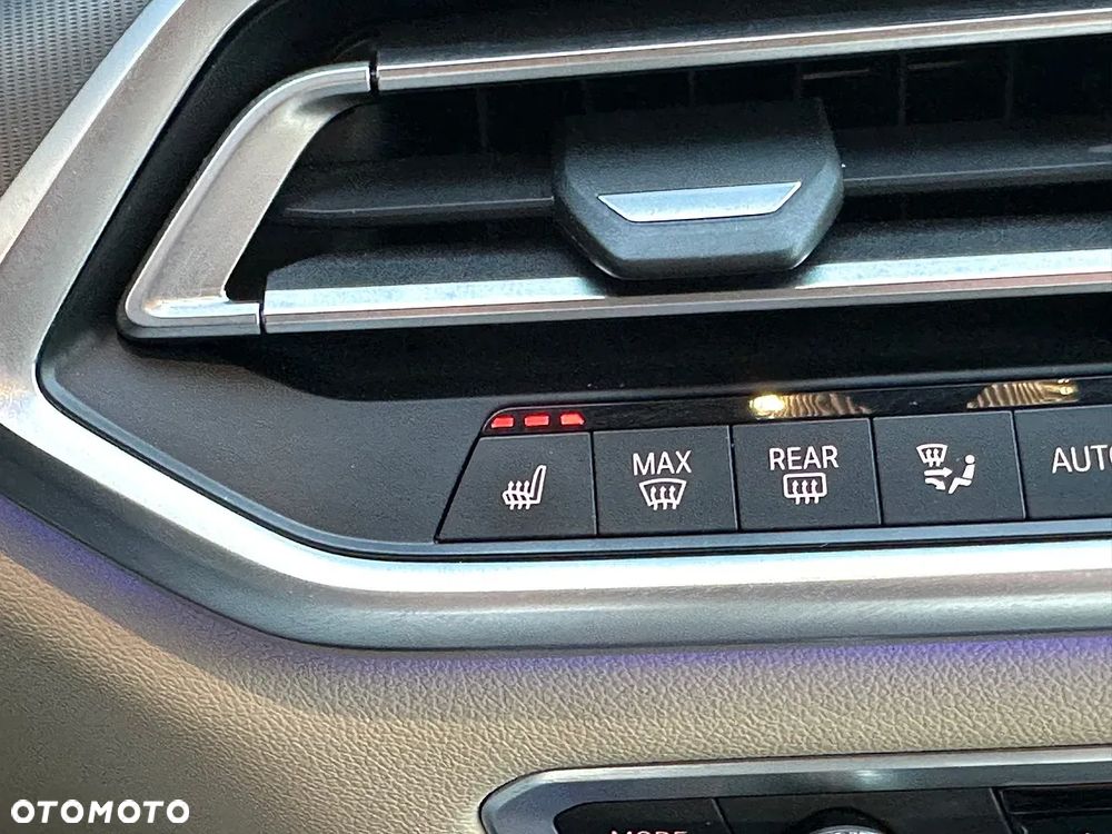BMW X5 xDrive25d - 19