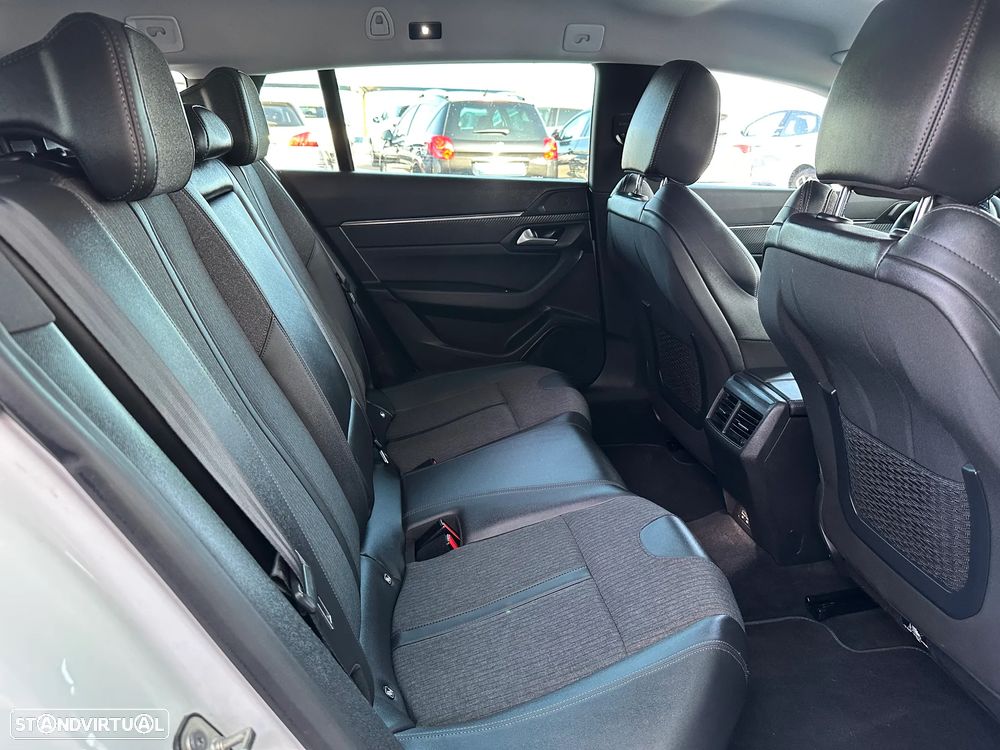 Peugeot 508 SW 1.6 Hybrid Allure Pack e-EAT8 - 46