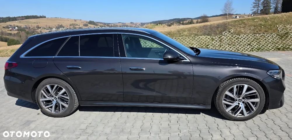 Mercedes-Benz Klasa E 200 4Matic 9G-TRONIC Edition AVANTGARDE - 12