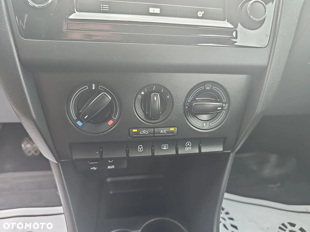 Skoda RAPID - 17
