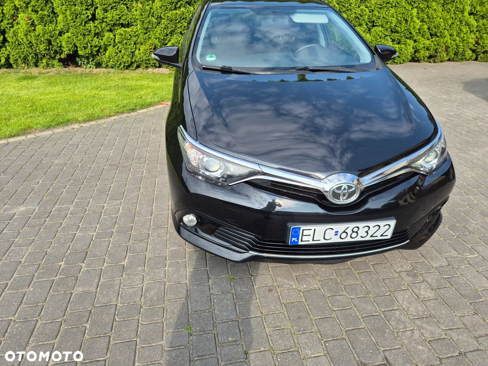Toyota Auris - 2