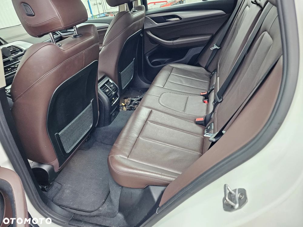 BMW X3 xDrive20d Advantage sport - 27