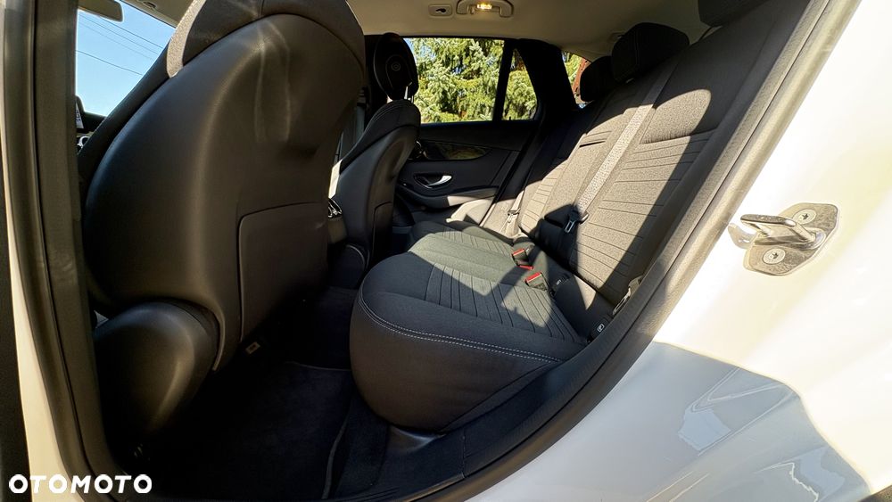 Mercedes-Benz GLC 200 d 4-Matic Business Edition - 22