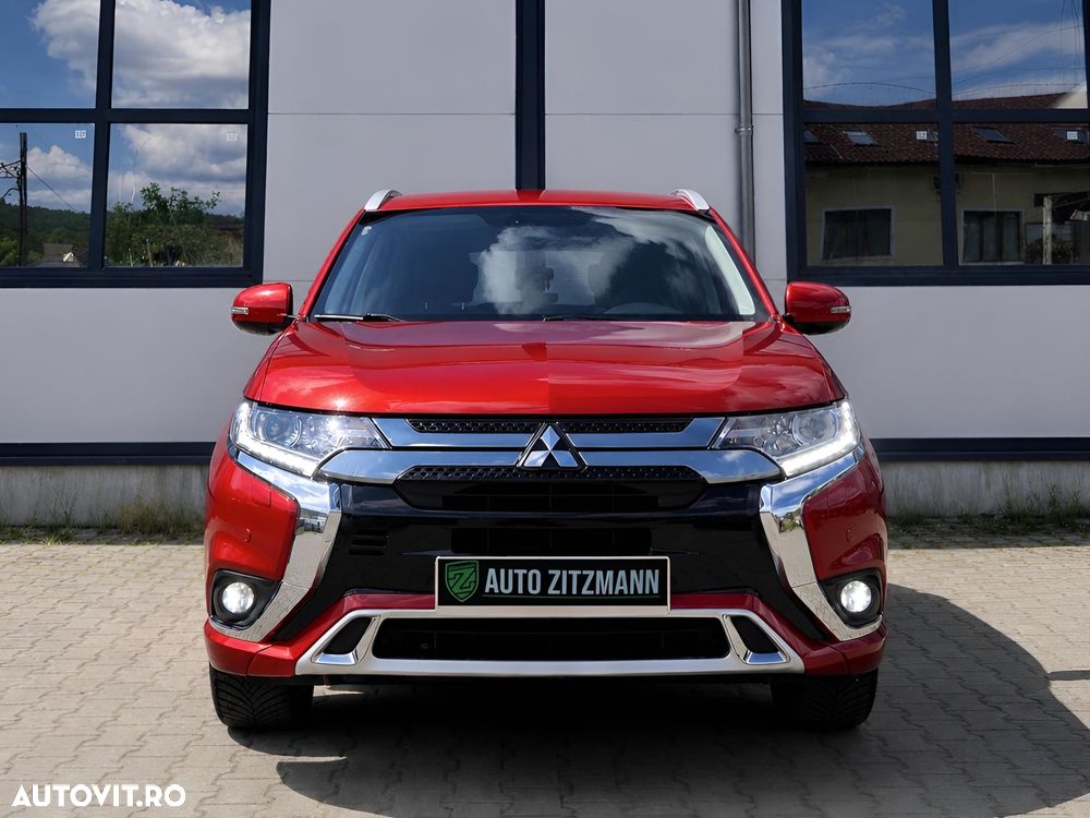 Mitsubishi Outlander 2.4 4WD Diamant+ - 7