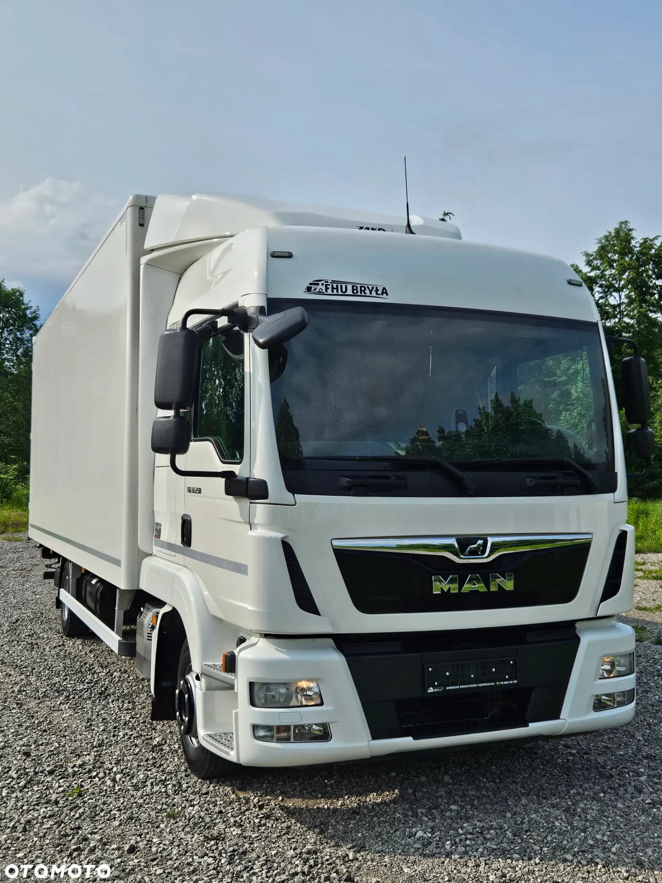 MAN TGL 12.250 / KONTENER / IZOTERMA / WINDA / 2019R / EURO 6 / PEŁEN SERWIS /  6 TON ŁADOWNOŚĆ  / SPROWADZONY / ZADBANY / JAK NOWY /  KSIĄŻKA SERWISOWA / E6 / 17 PALET - 14