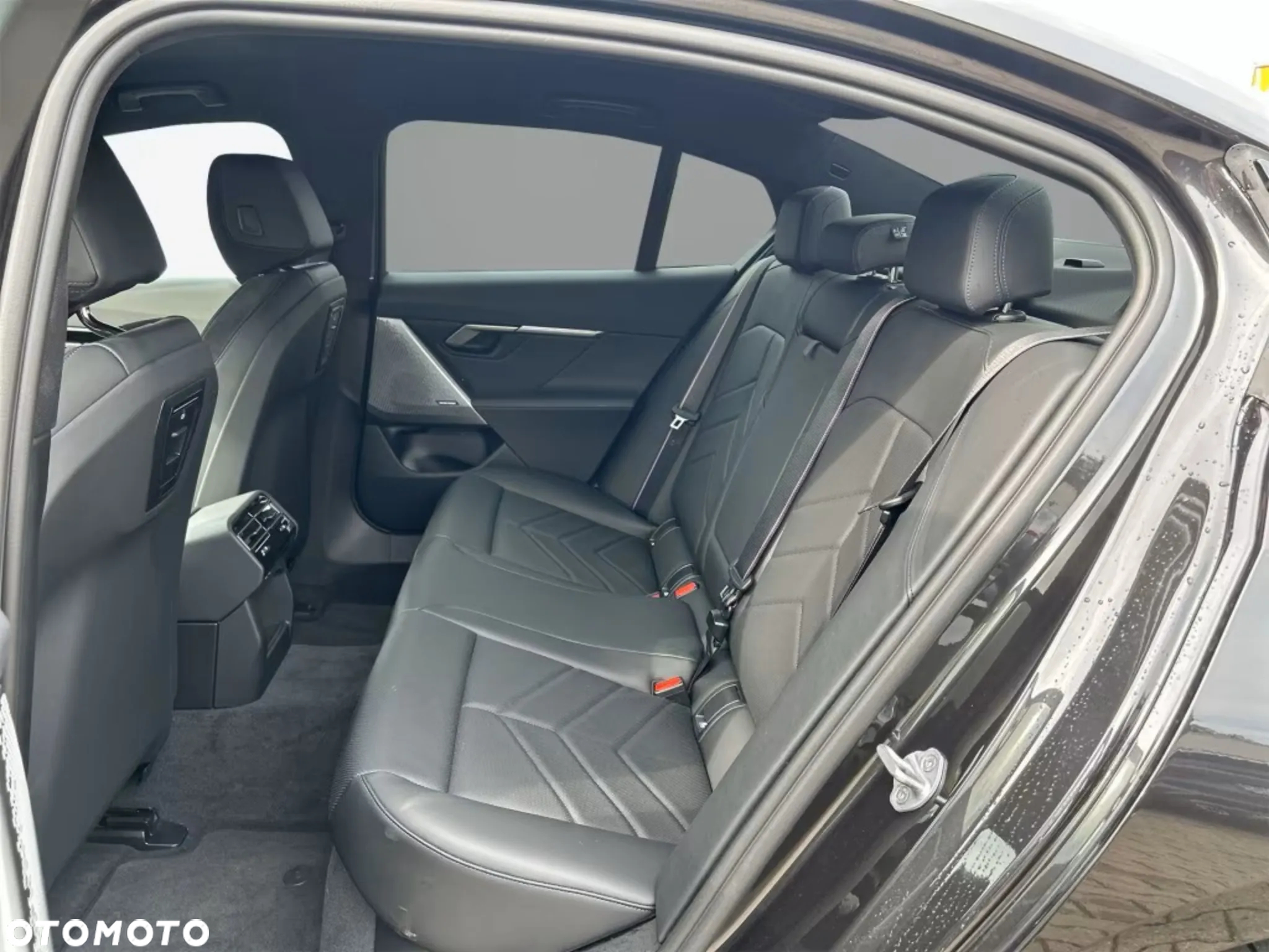 BMW Seria 5 520d xDrive mHEV M Sport - 20