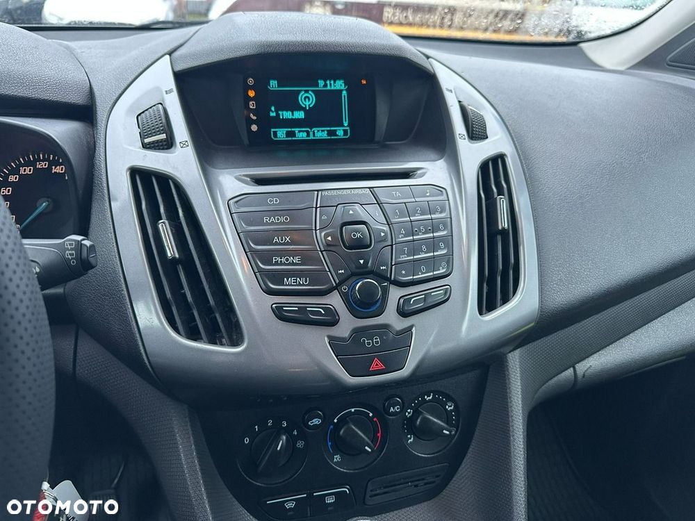 Ford Tourneo Connect - 14