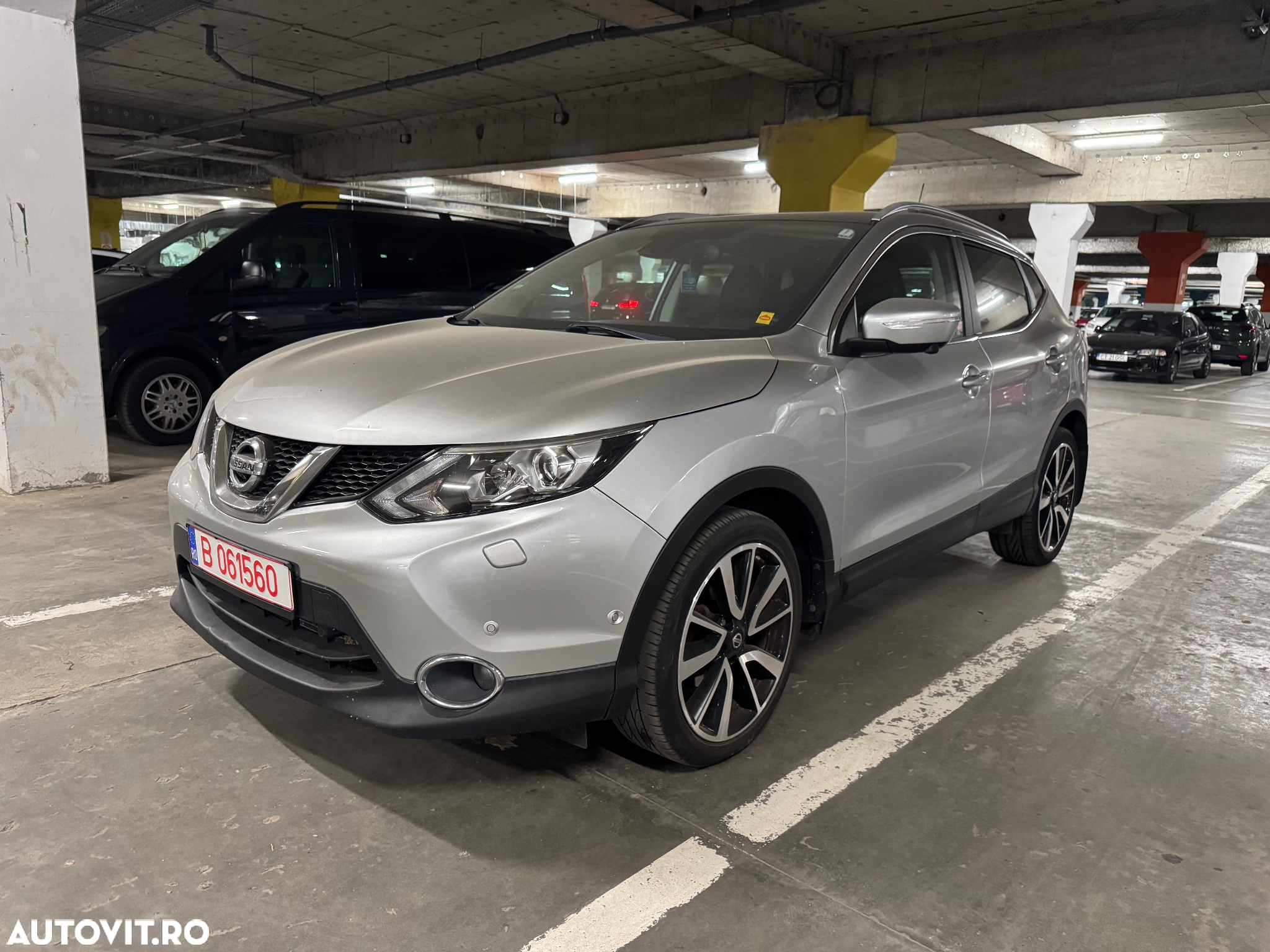 Nissan Qashqai 1.6 DCI Start/Stop X-TRONIC Tekna - 3