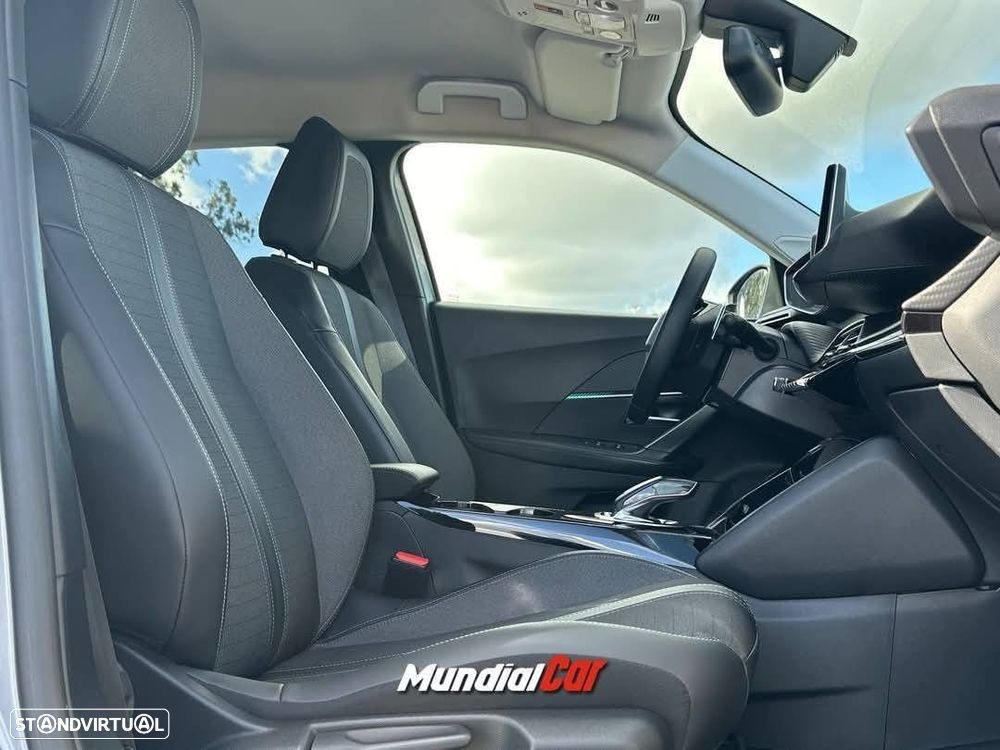 Peugeot 2008 1.5 BlueHDi Allure Pack EAT8 - 8