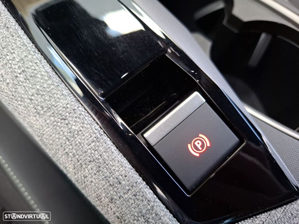 Peugeot 5008 1.2 Hybrid GT e-DCS6 - 23