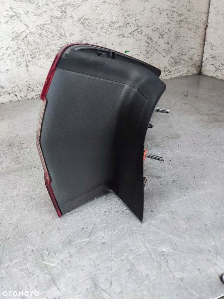 FORD MONDEO MK5 HB LAMPA LEWA W BŁOTNIK - 8