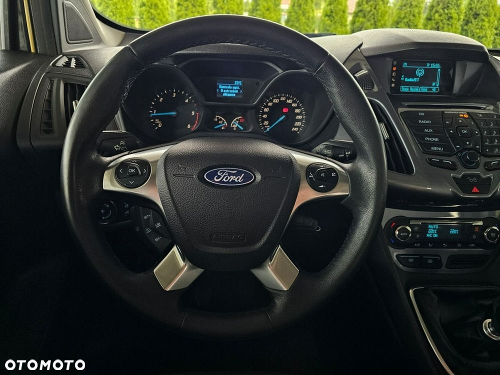 Ford Tourneo Connect - 15