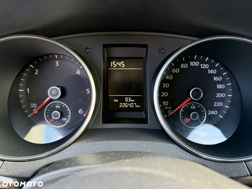 Volkswagen Golf 2.0 TDI DPF Edition - 15