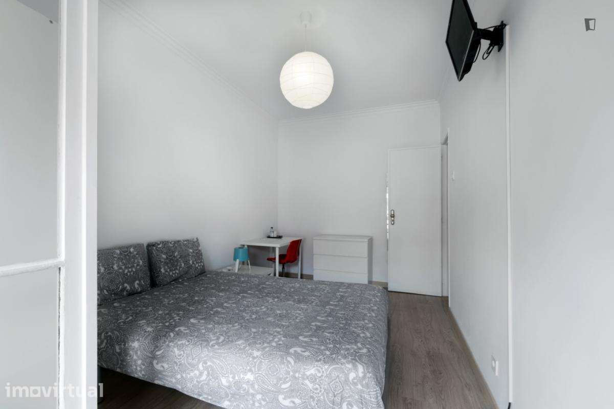Quarto - localizado em Amadora Lisbon - Grande imagem: 3/18