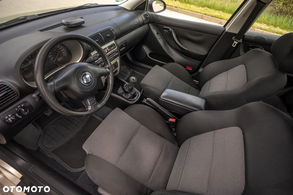 Seat Leon 1.6 Signo - 16