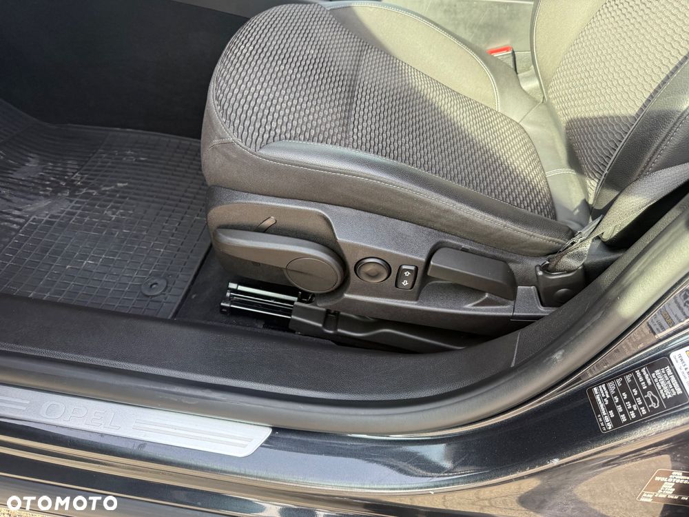 Opel Insignia 2.0 CDTI ecoFLEXStart/Stop - 11