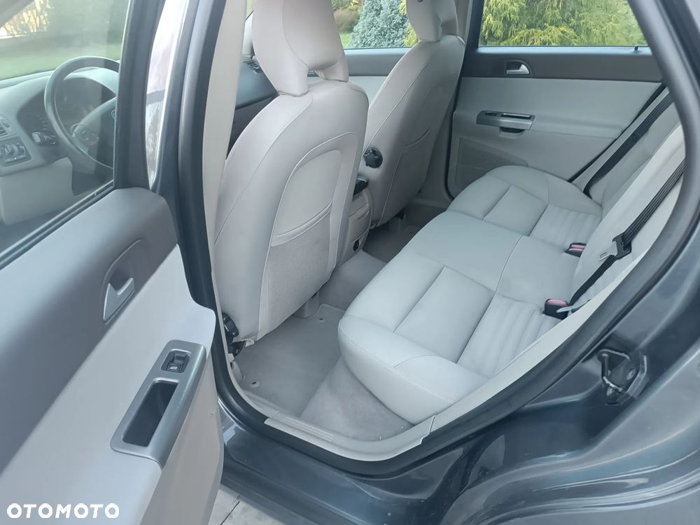 Volvo S40 2.0D DPF Powershift Momentum - 17