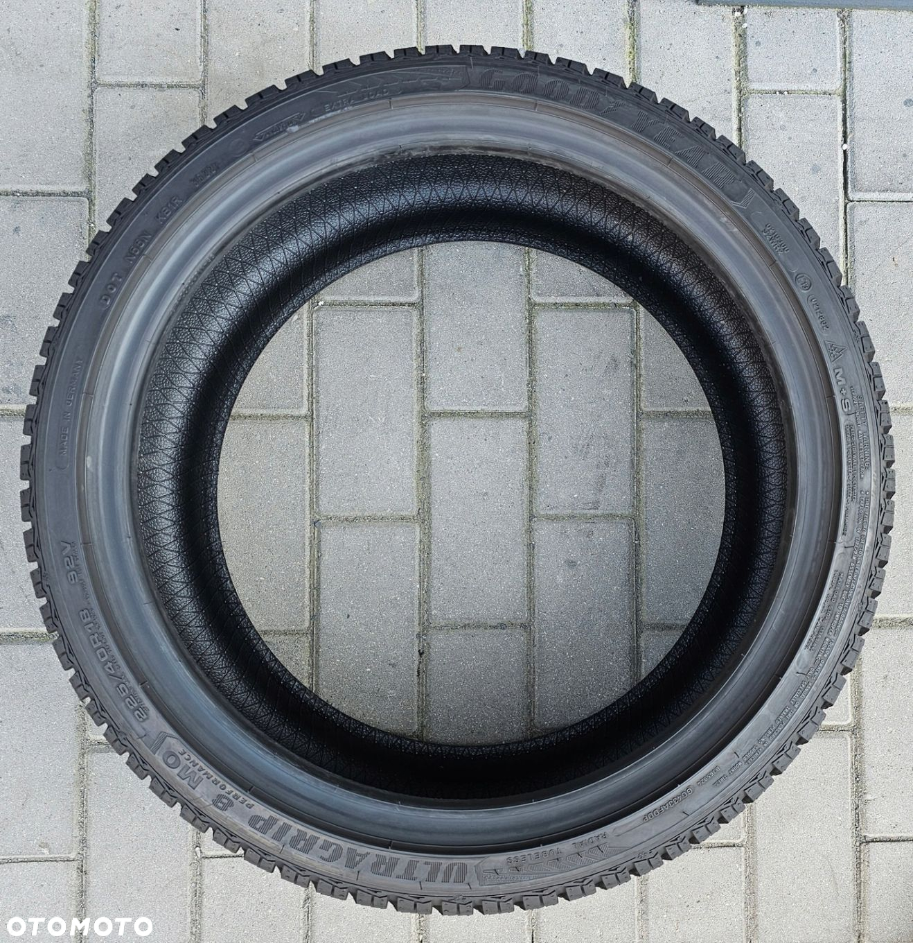 Goodyear Ultra Grip 8 Performance 225/40R18 92 V MO - 4