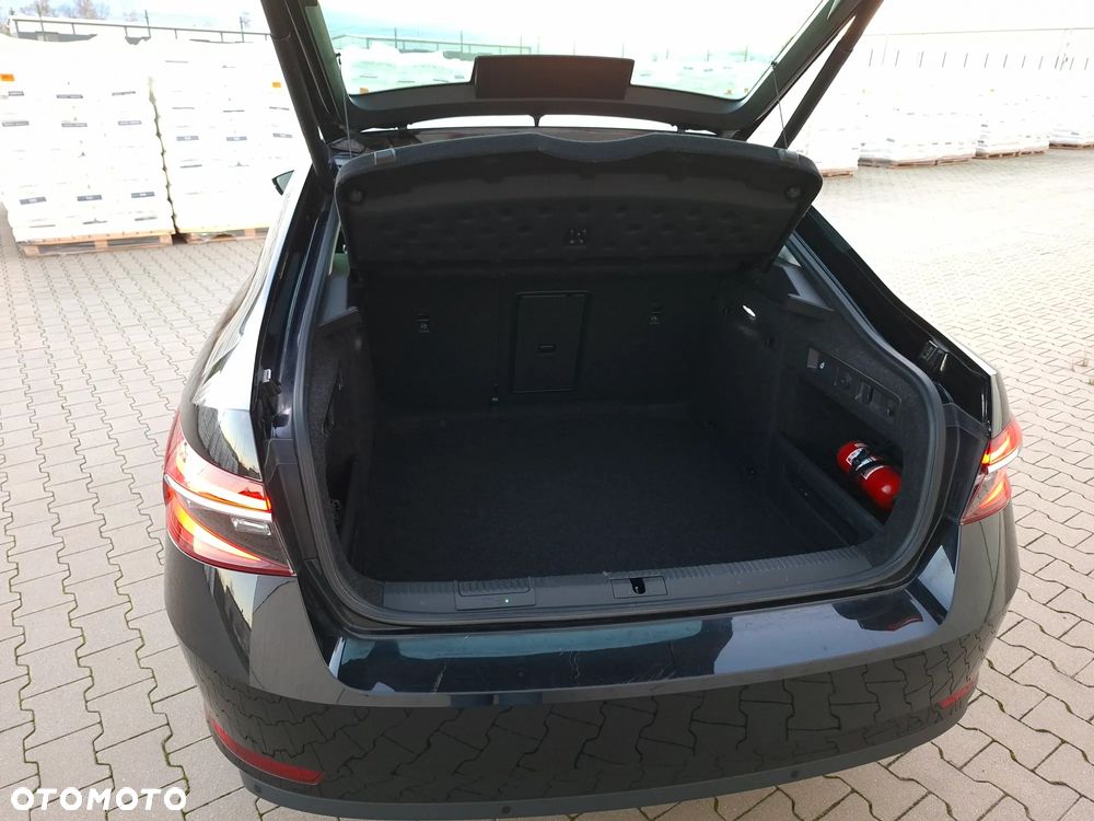 Skoda Superb 2.0 TDI SCR 4x4 Ambition DSG - 20