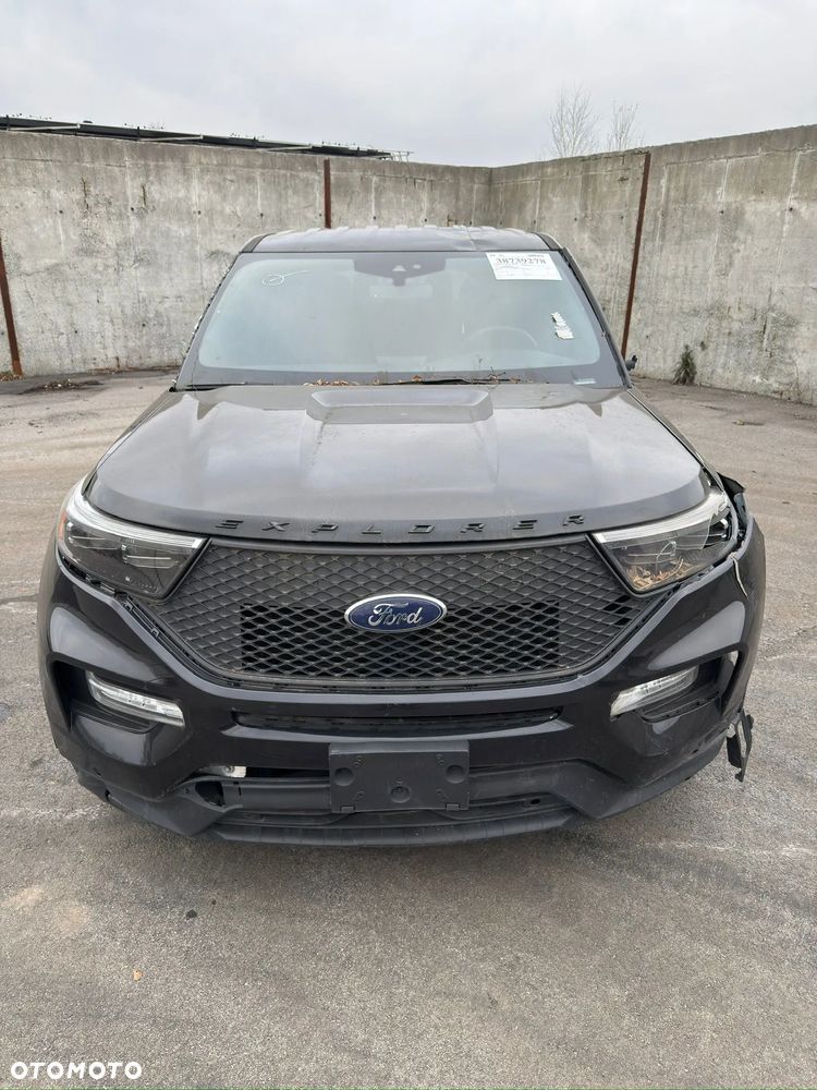 Ford Explorer EcoBoost Plug-in Hybrid ST-LINE - 2