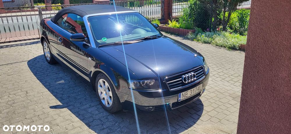 Audi A4 Cabrio 1.8 T multitronic - 5