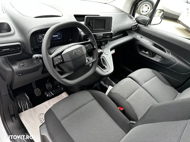 Toyota Proace City - 12