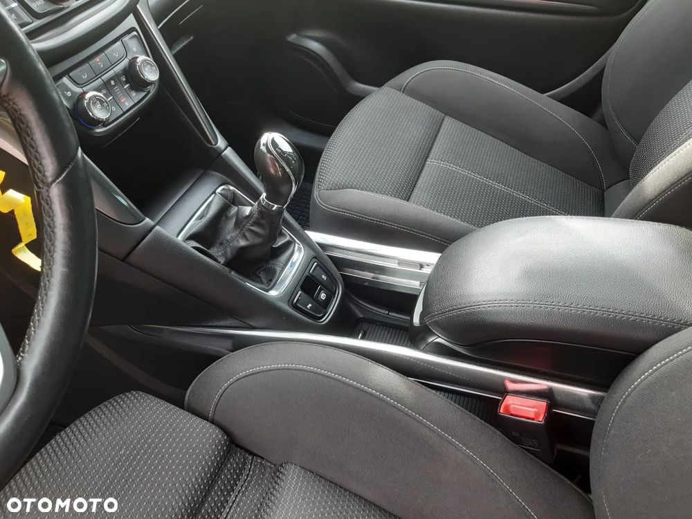 Opel Zafira 1.4 Turbo (ecoFLEX) Start/Stop ON - 24