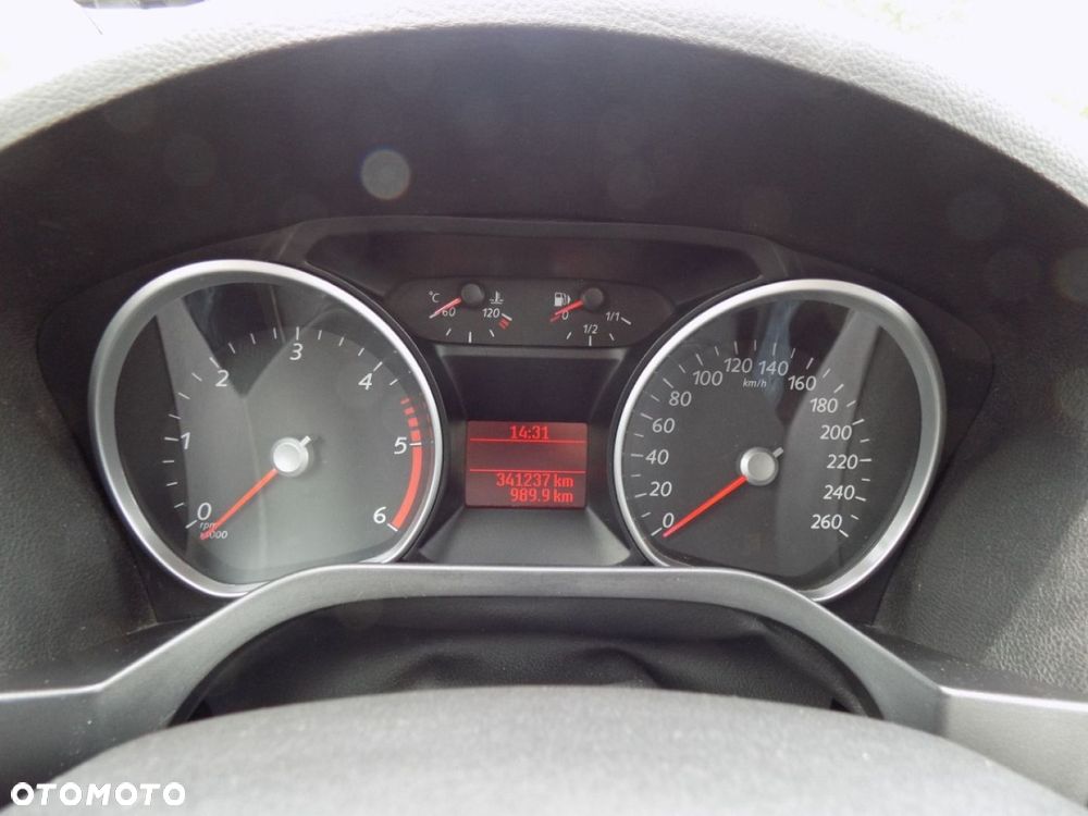 Ford S-Max - 11