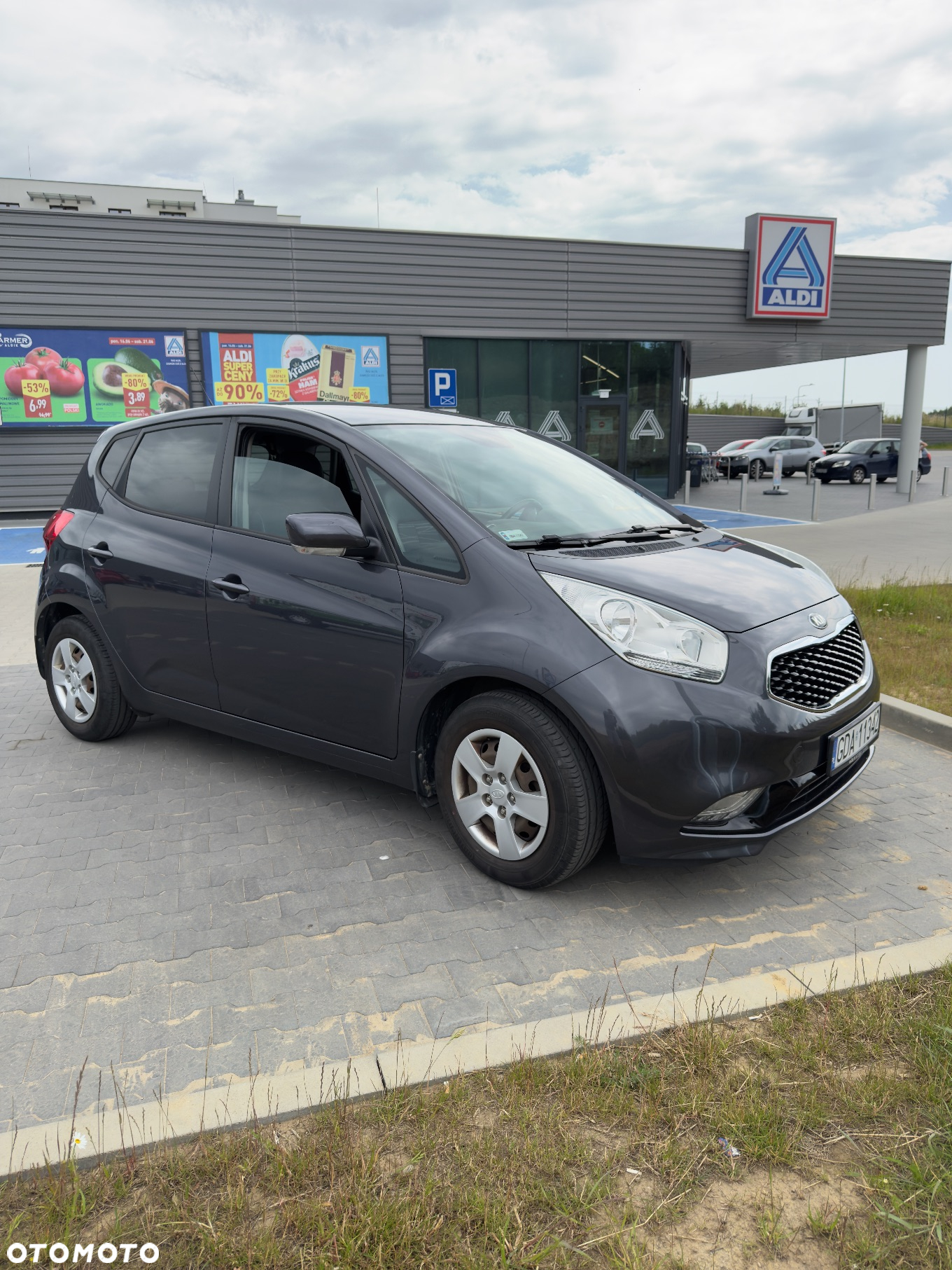 Kia Venga 1.6 Business Line - 9