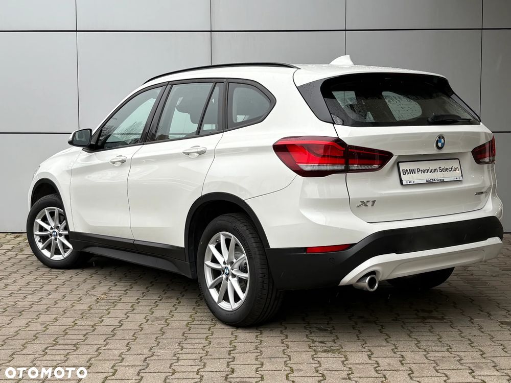BMW X1 sDrive18i Advantage - 8