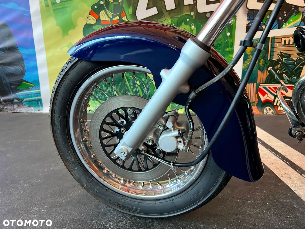 Suzuki GZ - 21