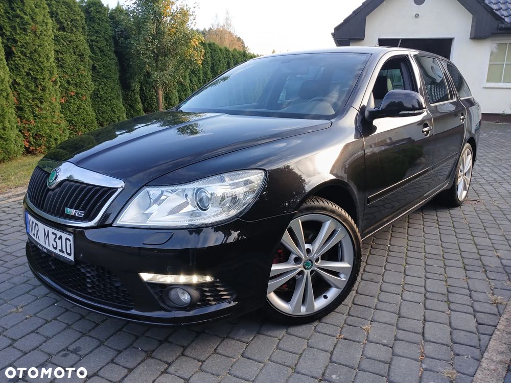 Skoda Octavia 2.0 TDI DPF RS - 17