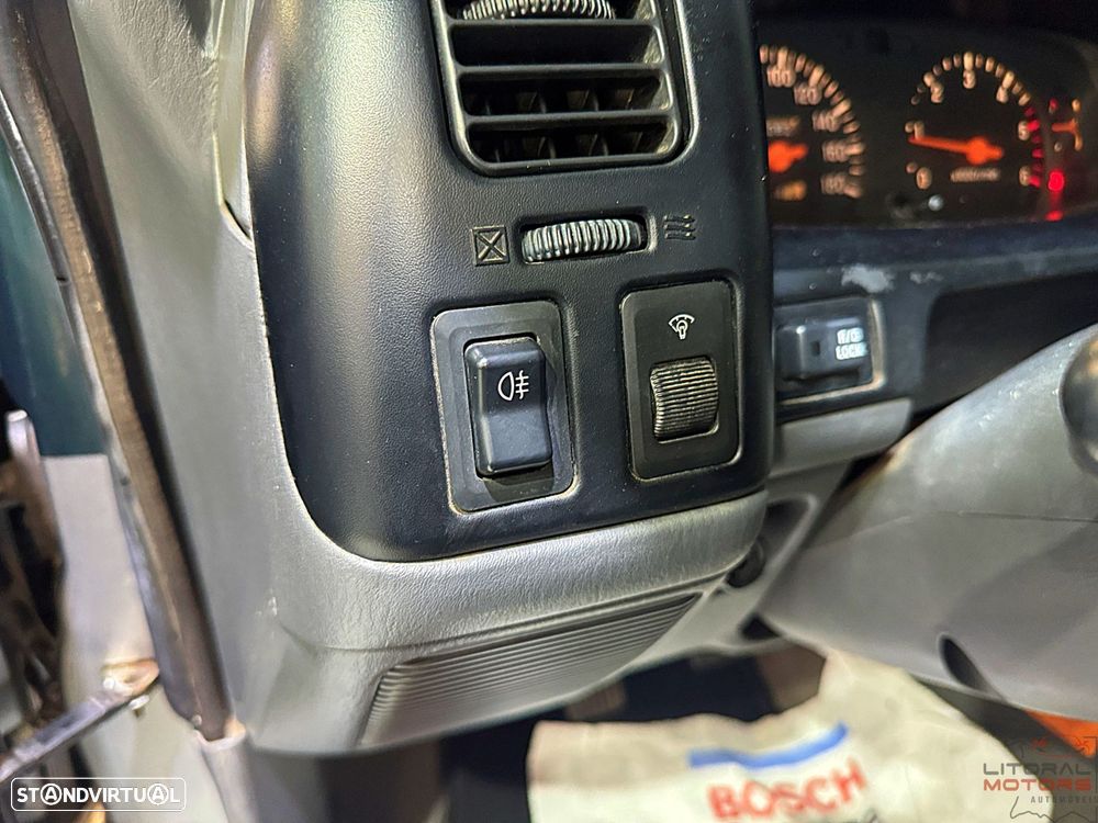 Mitsubishi L200 2.5 TD CD Strakar AC - 19