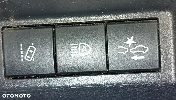 Toyota Yaris 1.5 Premium - 6