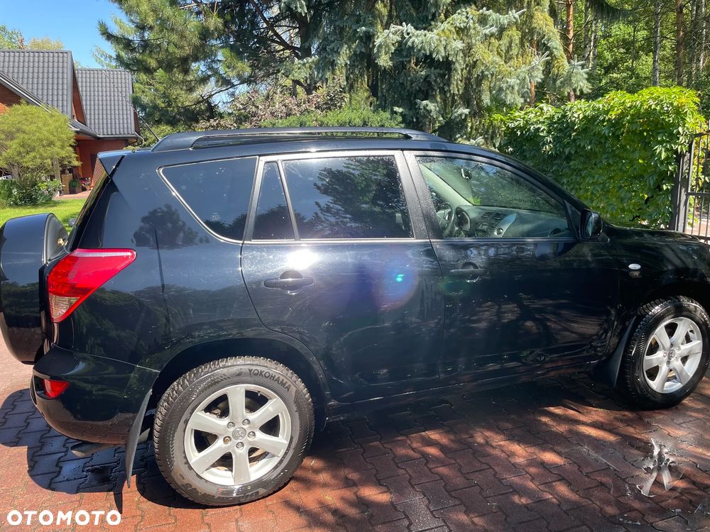 Toyota RAV4 2.0 VVT-i Premium - 4