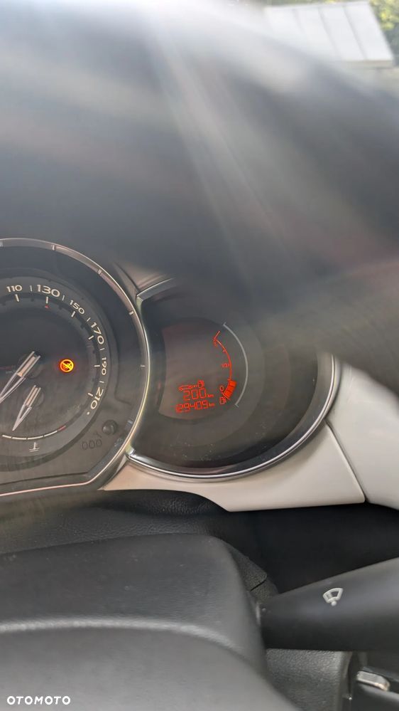 Citroën DS3 1.6 THP SportChic - 8