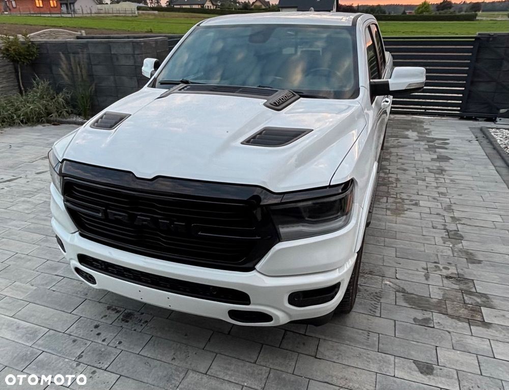 RAM 1500 5.7 Crew Cab Laramie - 4
