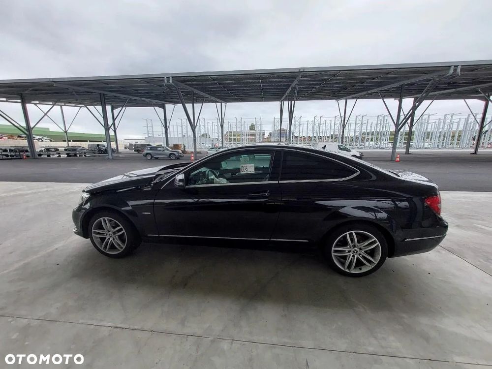 Mercedes-Benz Klasa C 250 Coupe Sport 7G-TRONIC - 2