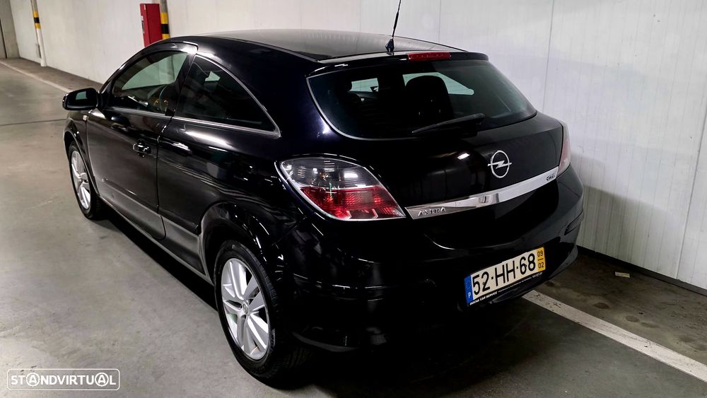 Opel Astra GTC 1.3 CDTi - 9