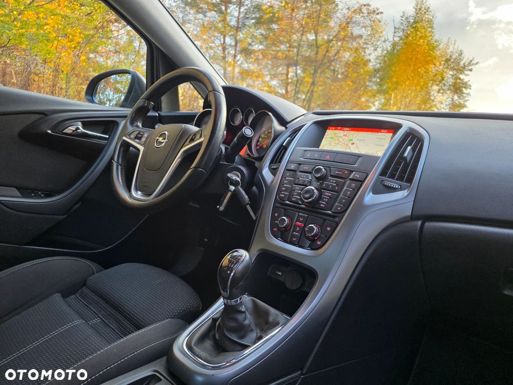 Opel Astra - 10