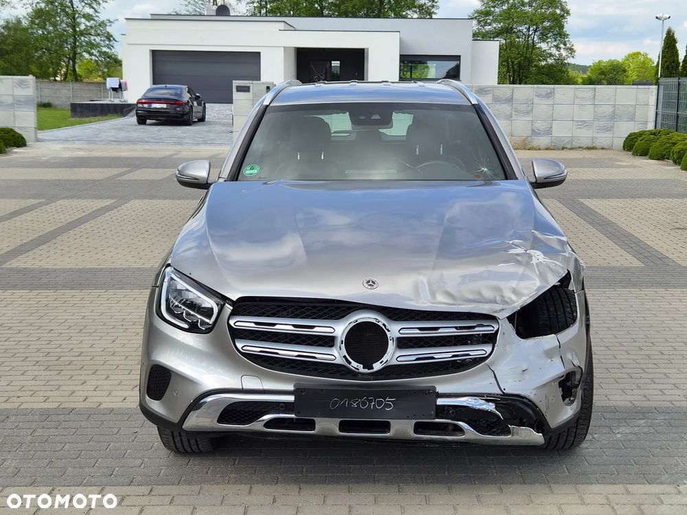 Mercedes-Benz GLC 220 d 4Matic 9G-TRONIC - 2